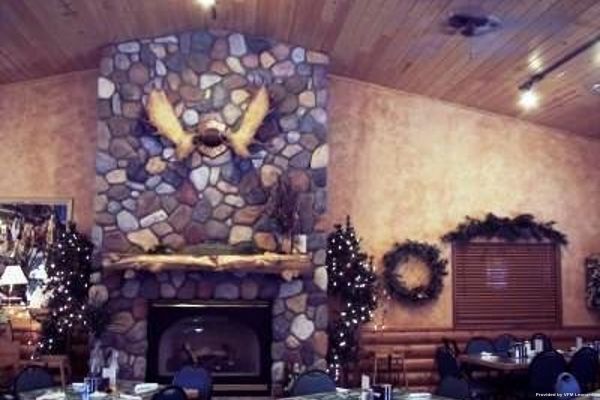 Hotel Pine Peaks Lodge and Suites (Crosslake)